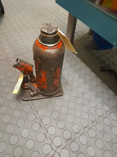 Bottle Jack 175Apr24