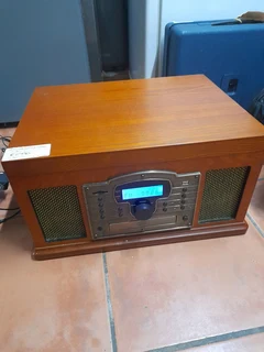 Crosley turntable combo with charger 12May24