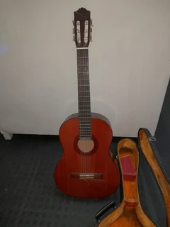 Yamaha C-40 Acoustic guitar 21May24