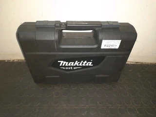 Makita M8700B drill 130May24