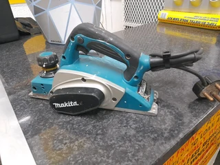 Makita 620 watts Planer 124July24