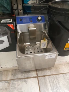 Single chip fryer 65Aug24