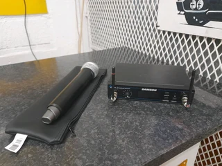 Samson Cr99 Microphone with reciever 117Aug24