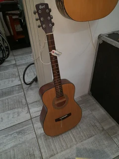 Cort guitar 68Sep24