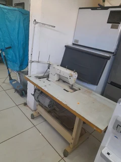 Industrial sewing machine 127Sep24
