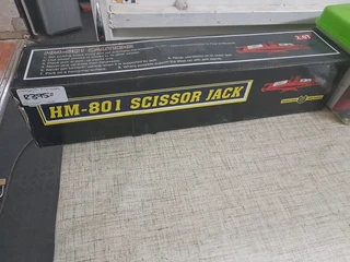 Scissor Jack 78Oct24