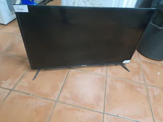 Ecco 40 inch LED TV with Rem 09Nov24