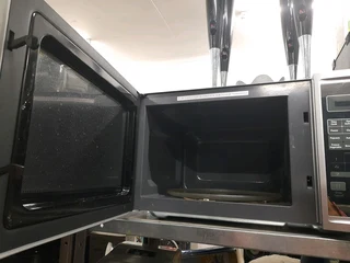 Midea Microwave 146Nov24