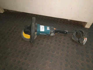 Makita polisher 01Dec24