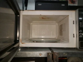 Logik Microwave 88Dec24