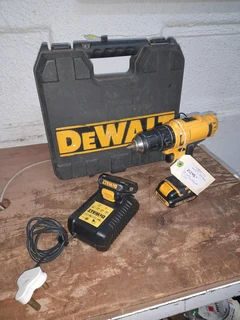 Dewalt cordless drill 27May25