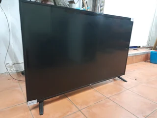 JVC 58 inch smart TV with Remote 68May25