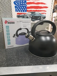 Condere 2.5litre whistling kettle 77May25
