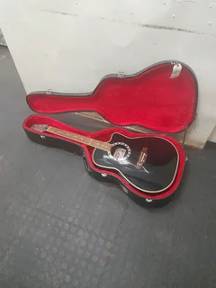 Stagg electro -acoustic guitar 31June25