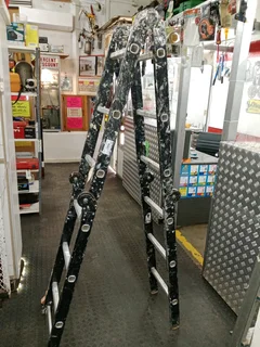 Fold up ladder 02Sep25