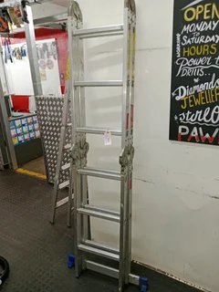 Fold up ladder 41Sep25