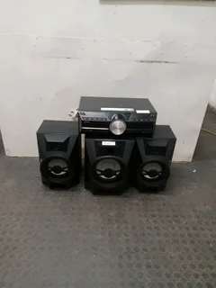 Hisense mini Hi-Fi System 65Oct25