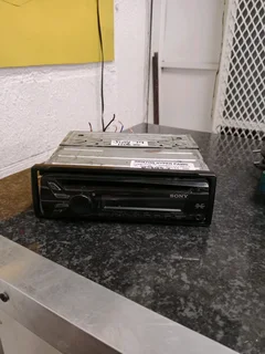 Sony car Radio 75Oct25