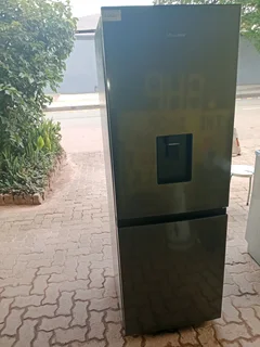 Hisense water dispenser fridge 109Oct25
