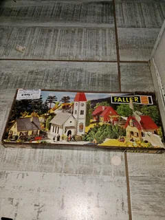 Village faller B-244 Set 187Oct25