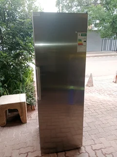 Bosch upright deep freezer 12Nov25