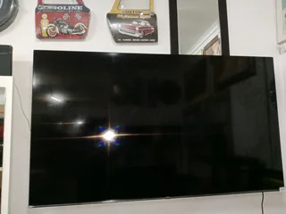 Hisense 85 inch smart TV with Remote 40Nov25