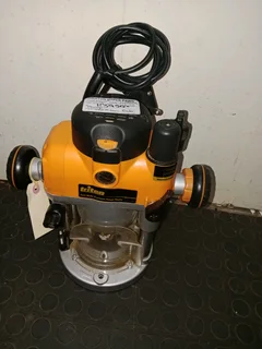 Triton plunge saw 52Nov25