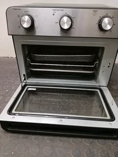 Univa 22litre Air fryer oven 117Nov25