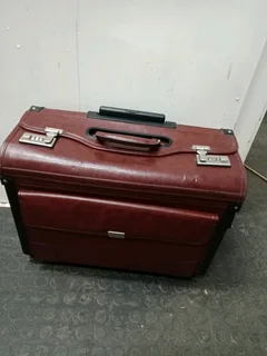 High Quality pilot case 118Nov25