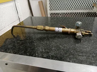 Blow torch 144Nov25