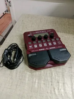 B1 Four zoom multi-effects processor 13Dec25