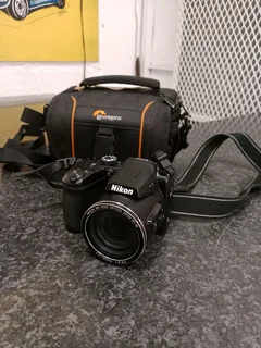 Nikon coolpix B500 Camera with bag 56Dec25