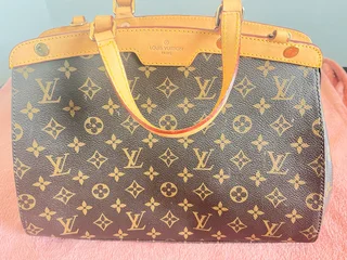 Louis Vuitton hand bag