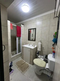 Big room in Austineville 7580