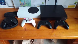 Xbox series s and one X (prices in description below)