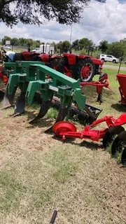 SUBSOILER HEAVY TRACTOR