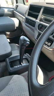 NISSAN DIESEL UD CRONER MKE 180 DROPSIDE