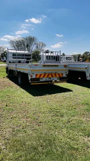 NISSAN DIESEL UD CRONER MKE 180 DROPSIDE
