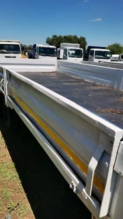 ISUZU NQR 400 DROPSIDE