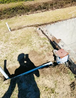 Swimming pool installation services