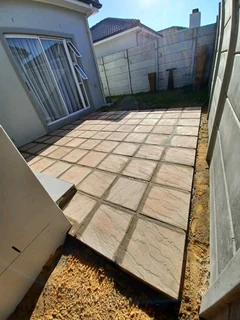 Streams vibracrete and pavers