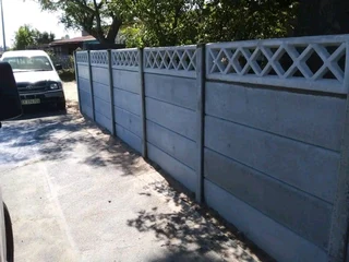 Streams vibracrete and pavers