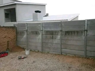 Vibracrete walls and paving