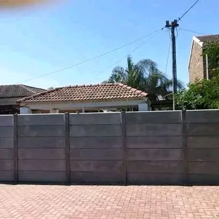 Vibracrete walls and paving