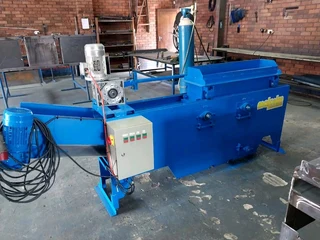 Wood shaving machine