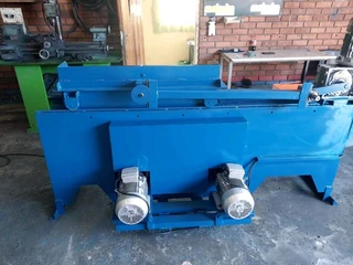 Wood shaving machine