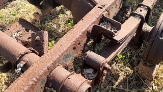 Mazda T3000 diff with drums and linings complete