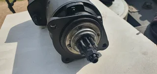 Starter motor for truck