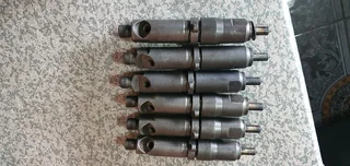 Injectors for 366/ 352/ 364 truck engine