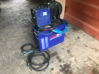 UniArc Mig 500 Welding Machine, 3 Phase 380v ,  excellent condit